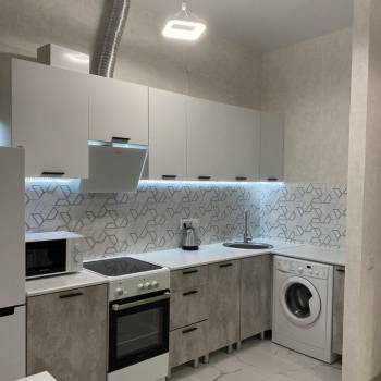 Сдается 1-комнатная квартира, 42 м²