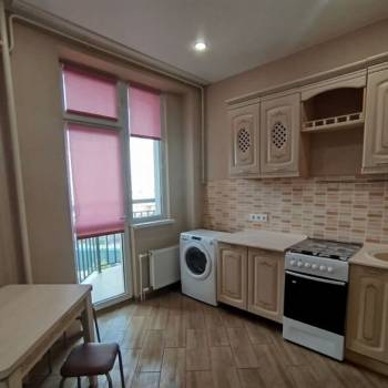 Сдается 1-комнатная квартира, 40 м²