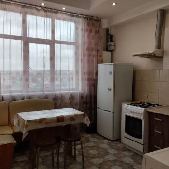 Сдается 2-х комнатная квартира, 72 м²