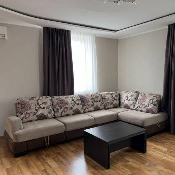 Сдается 2-х комнатная квартира, 53 м²
