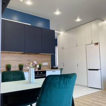 Продается 1-комнатная квартира, 43 м²