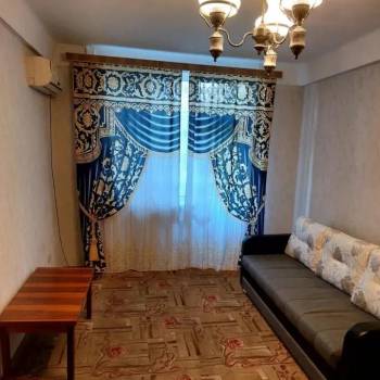 Сдается 1-комнатная квартира, 39 м²