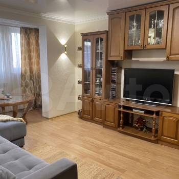 Сдается Многокомнатная квартира, 80 м²