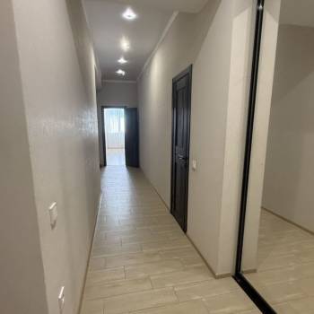 Сдается 1-комнатная квартира, 51 м²