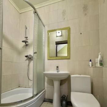 Сдается Многокомнатная квартира, 160 м²