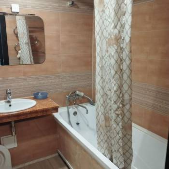 Сдается 2-х комнатная квартира, 56 м²