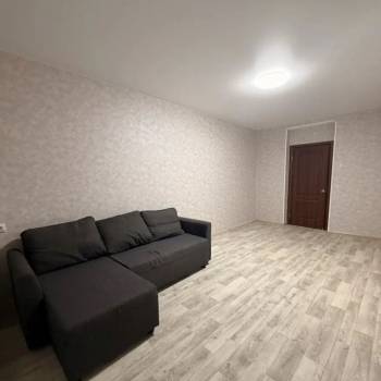 Сдается Многокомнатная квартира, 63,7 м²