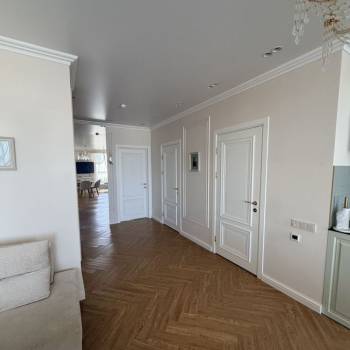 Сдается Многокомнатная квартира, 130 м²