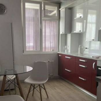 Сдается 1-комнатная квартира, 41 м²