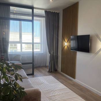 Продается 1-комнатная квартира, 37,5 м²