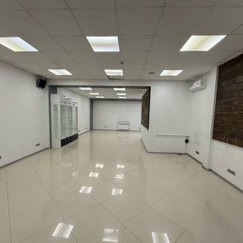 Сдается Нежилое помещение, 79 м²