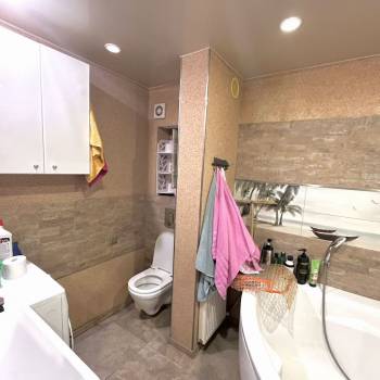 Продается 2-х комнатная квартира, 62,6 м²
