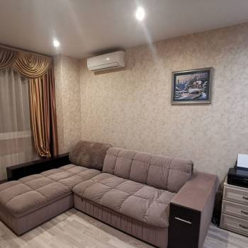 Продается 1-комнатная квартира, 46 м²
