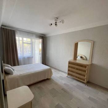Сдается Многокомнатная квартира, 65 м²