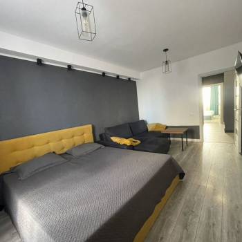 Сдается 2-х комнатная квартира, 60 м²