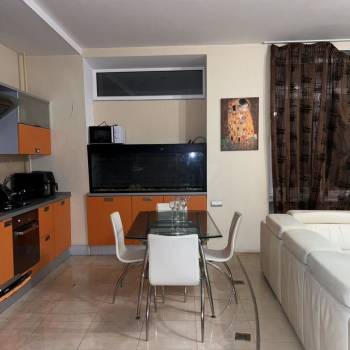 Сдается 1-комнатная квартира, 62 м²