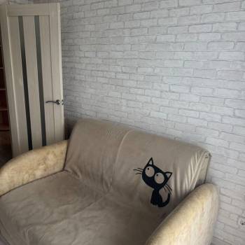 Продается 1-комнатная квартира, 42 м²