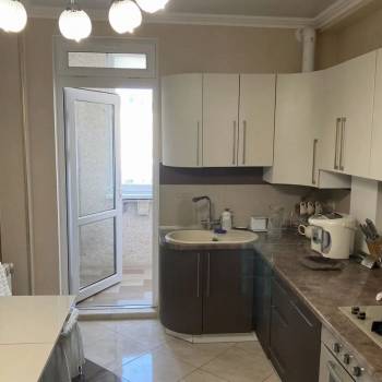 Сдается Многокомнатная квартира, 69,8 м²