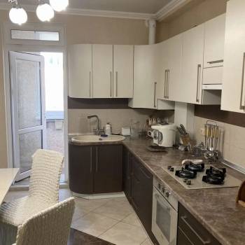 Сдается Многокомнатная квартира, 69,8 м²