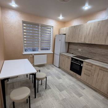 Сдается 1-комнатная квартира, 37 м²