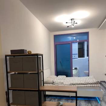 Сдается 2-х комнатная квартира, 72 м²