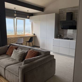 Продается 2-х комнатная квартира, 70 м²