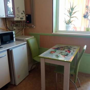 Продается 1-комнатная квартира, 50 м²