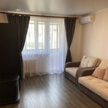 Сдается Многокомнатная квартира, 70 м²
