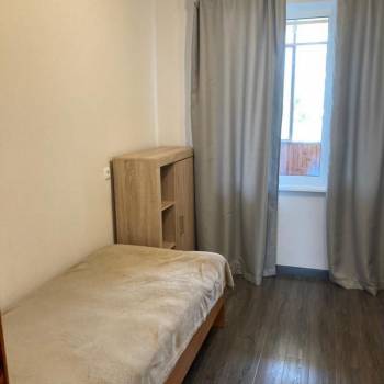 Сдается Многокомнатная квартира, 70 м²