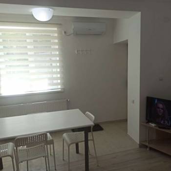 Сдается 2-х комнатная квартира, 56 м²