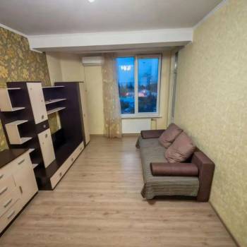 Сдается 1-комнатная квартира, 44 м²