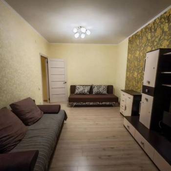 Сдается 1-комнатная квартира, 44 м²