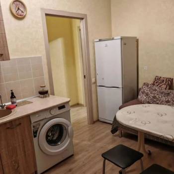 Сдается 1-комнатная квартира, 44 м²