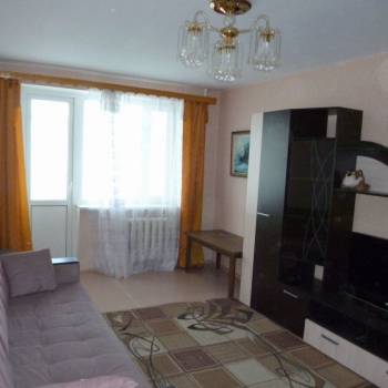 Сдается Многокомнатная квартира, 65 м²