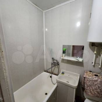 Продается 1-комнатная квартира, 32 м²