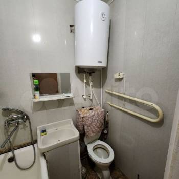 Продается 1-комнатная квартира, 32 м²