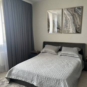 Продается 1-комнатная квартира, 49,3 м²
