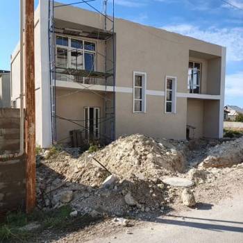 Продается Дом, 180 м²