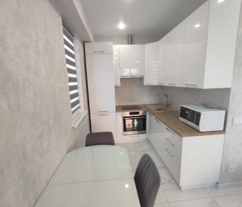 Продается 1-комнатная квартира, 38 м²