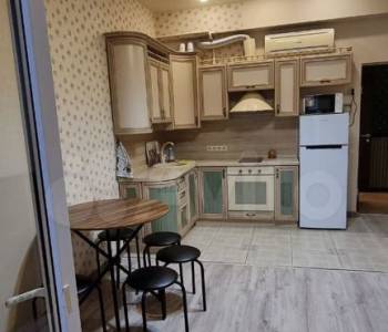 Продается 1-комнатная квартира, 61,4 м²