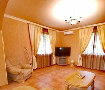 Продается Дом, 475 м²