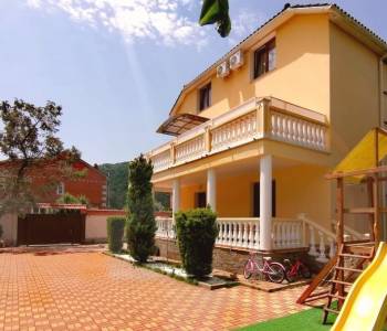 Продается Дом, 475 м²