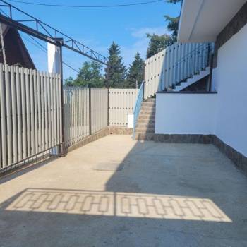 Продается Дом, 240 м²