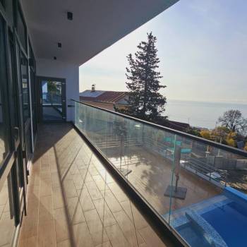 Продается Дом, 400 м²