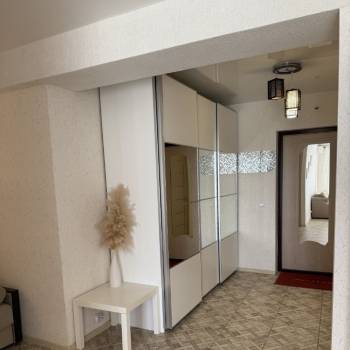 Продается 2-х комнатная квартира, 56,6 м²