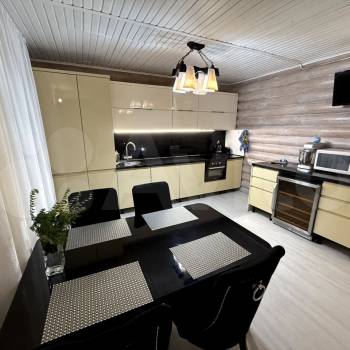 Продается Дом, 240 м²