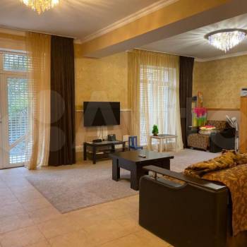 Продается Многокомнатная квартира, 131,3 м²