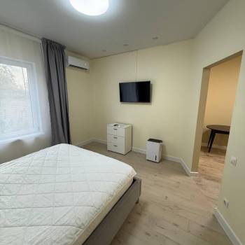 Продается 1-комнатная квартира, 35 м²