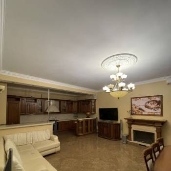 Продается Дом, 450 м²