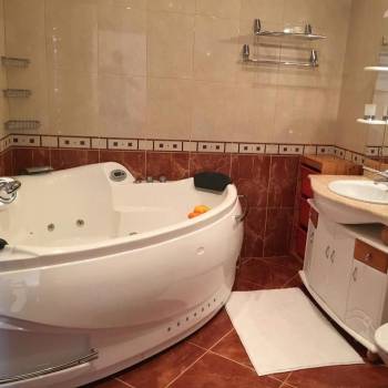 Продается Дом, 450 м²